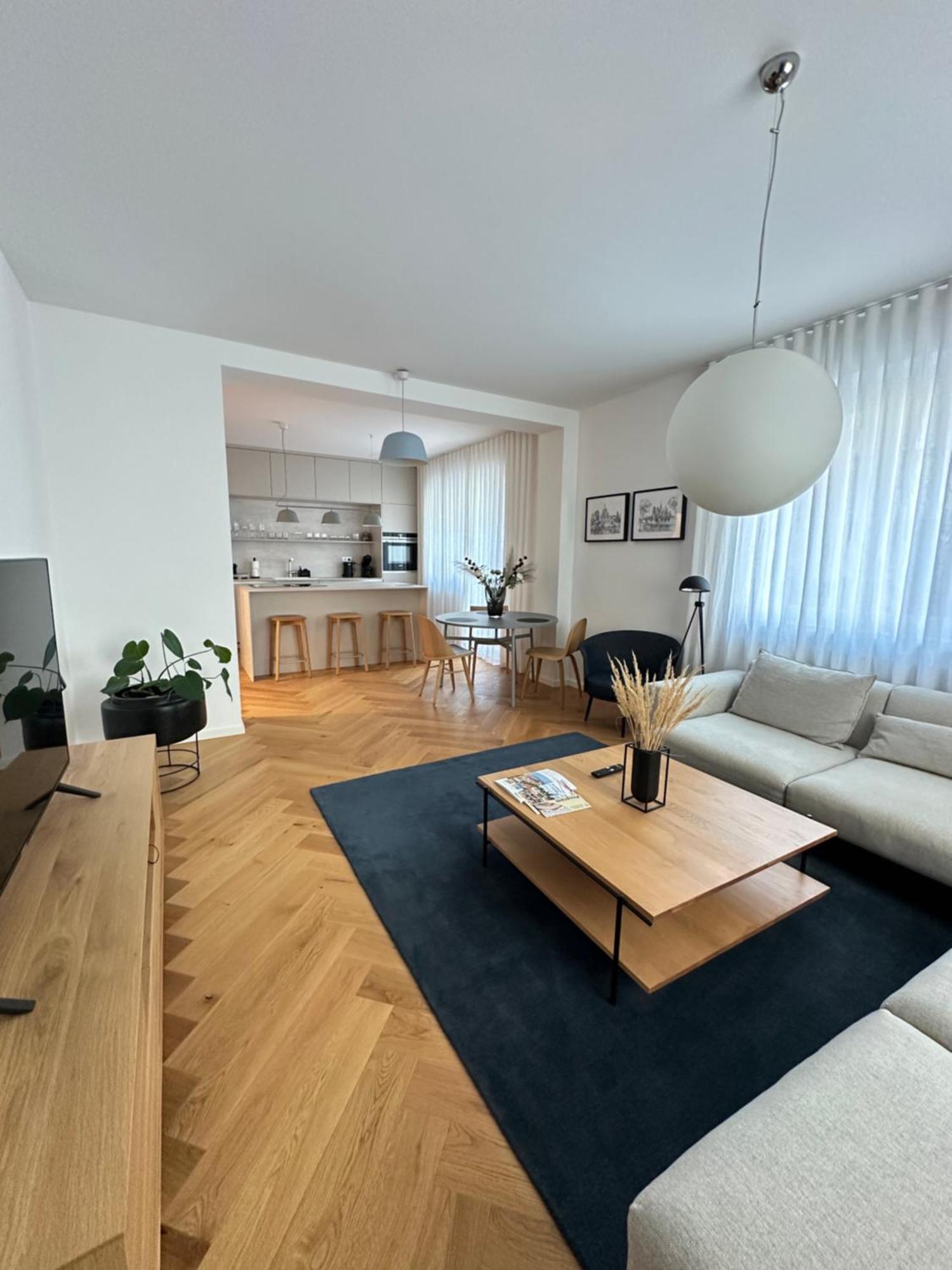 Bratislava Oldtown Apartment 130M2 ,60M2 Terrace And 2 Bathrooms Zewnętrze zdjęcie