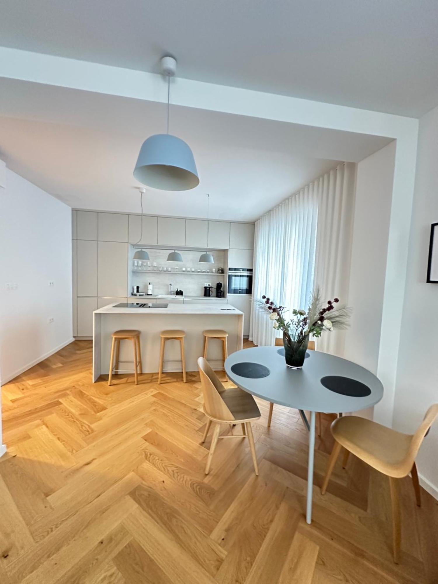 Bratislava Oldtown Apartment 130M2 ,60M2 Terrace And 2 Bathrooms Zewnętrze zdjęcie